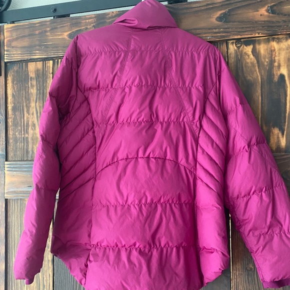 Athleta Downtown Puffer Jacket, down fill, size XL - Picture 3 of 4